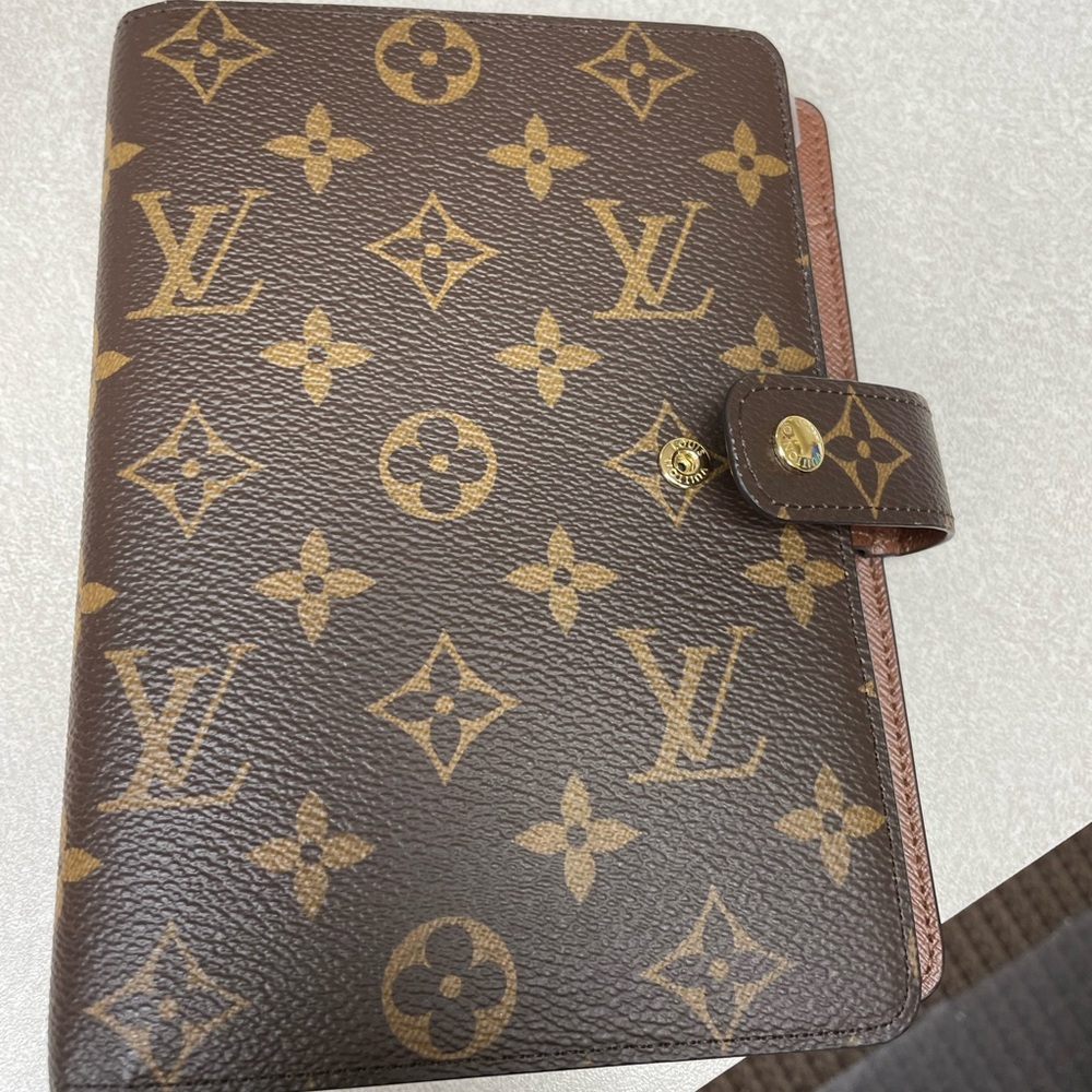 Louis Vuitton Mm agenda